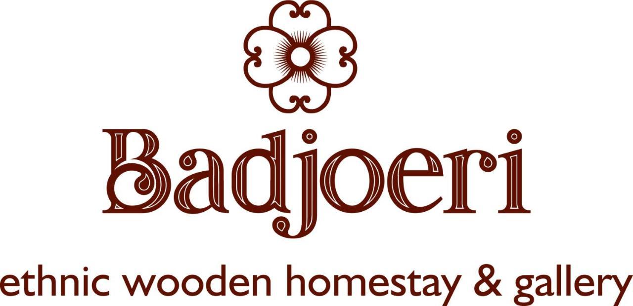 Badjoeri Ethnic Wooden Homestay Bandung Extérieur photo