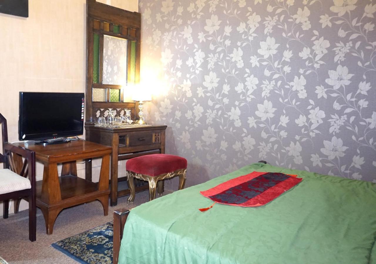 Badjoeri Ethnic Wooden Homestay Bandung Extérieur photo