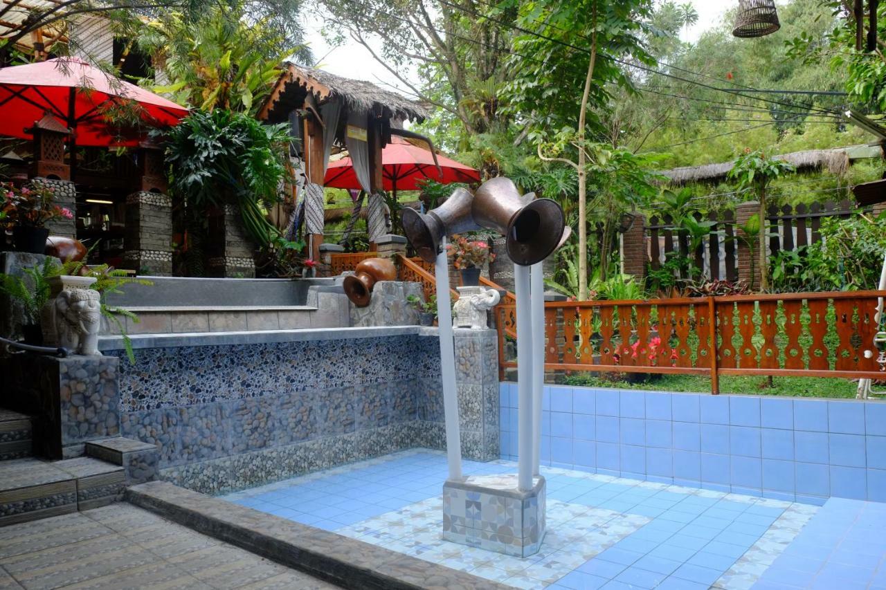 Badjoeri Ethnic Wooden Homestay Bandung Extérieur photo