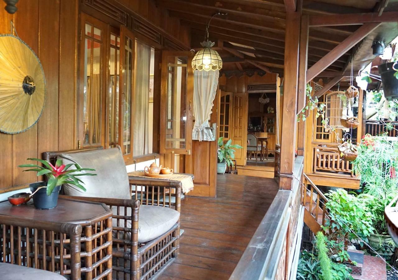 Badjoeri Ethnic Wooden Homestay Bandung Extérieur photo